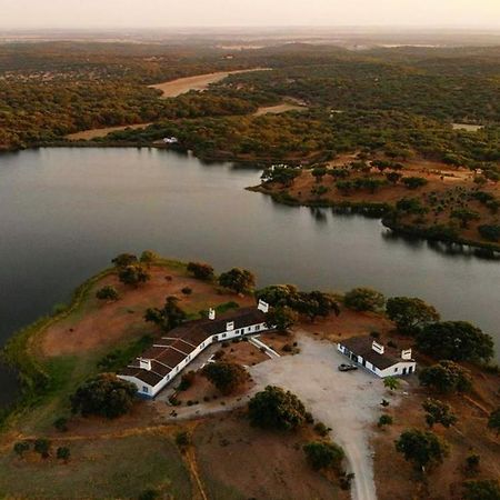 Fontes - A Essencia Do Alentejo Com Lago Privado Redondo Exterior foto